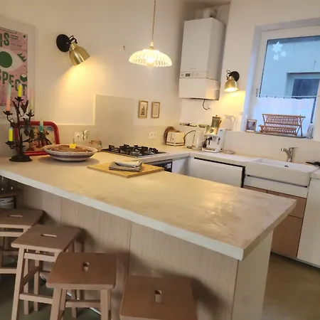 Feriehus Le Grenier A Sel, Maison De Pecheur Pour 6 Avec Salle Tv *