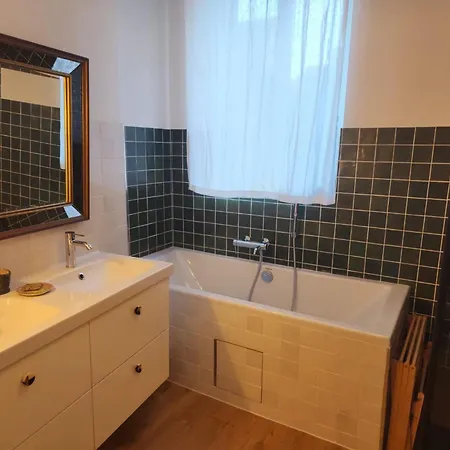 Feriehus Le Grenier A Sel, Maison De Pecheur Pour 6 Avec Salle Tv